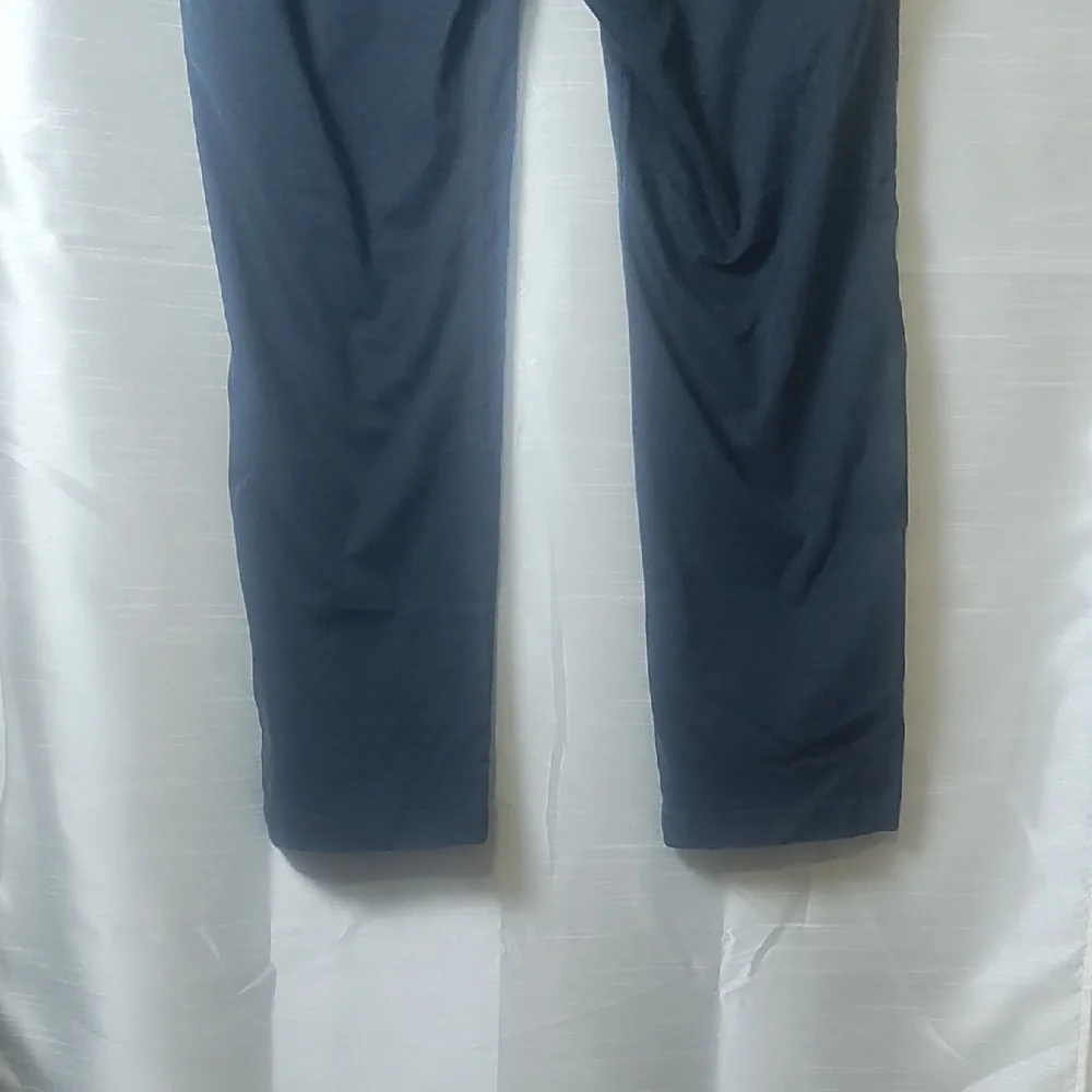 Under Armour Navy Blue Golf‎ Pants  with Stretchy Comfort